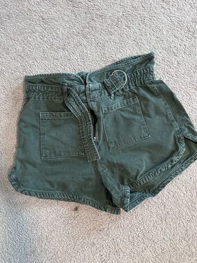Mango army green shorts with buckle